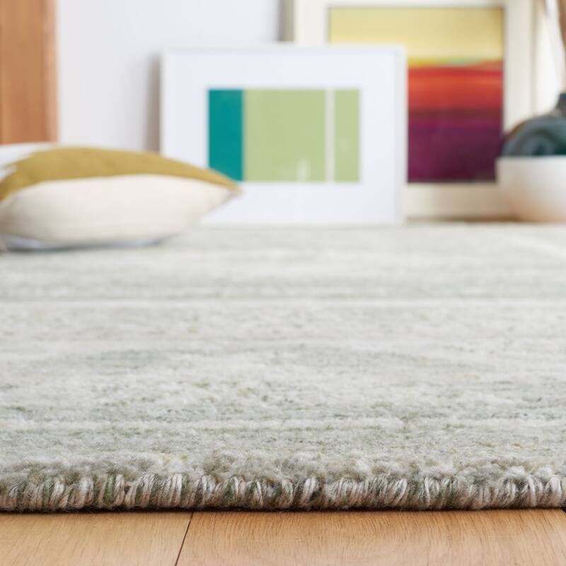 SAFAVIEH Handmade Marquee Dorit Boho Diamond Wool Rug