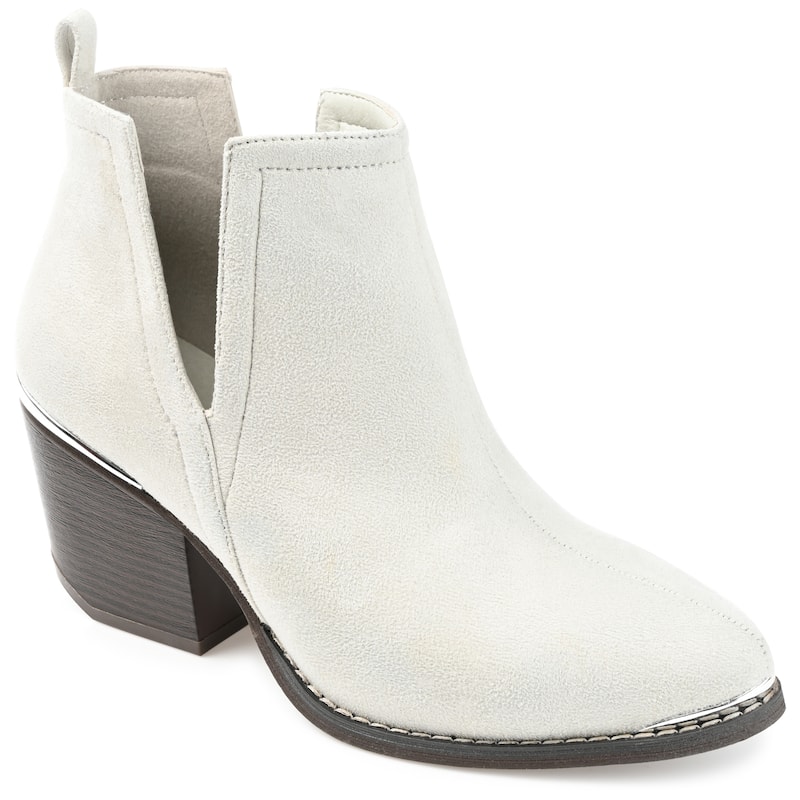Journee Collection Women's Issla Pull On Stacked Heel Booties - Medium - Sand - 5.5