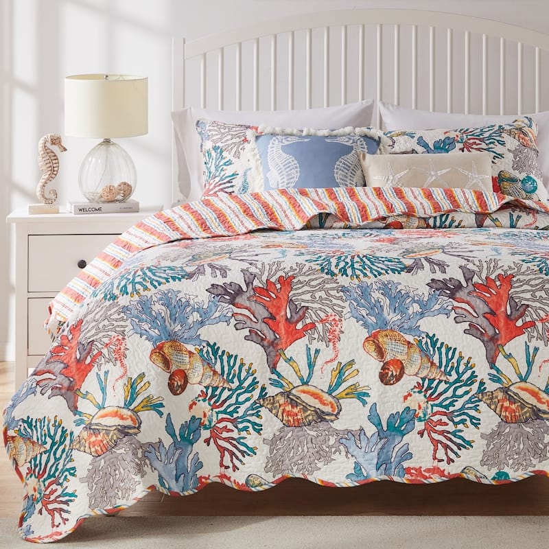 Greenland Home Fashions Atlantis Jade Reversible Quilt Set