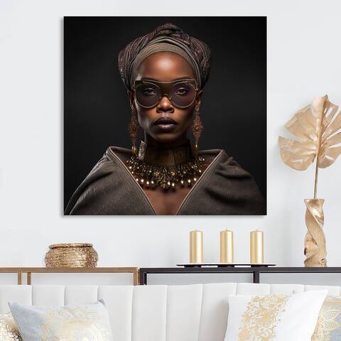 Designart 'Stylish African Woman In Traditional Shades Of Gray I' African American Woman Metal Wall Art