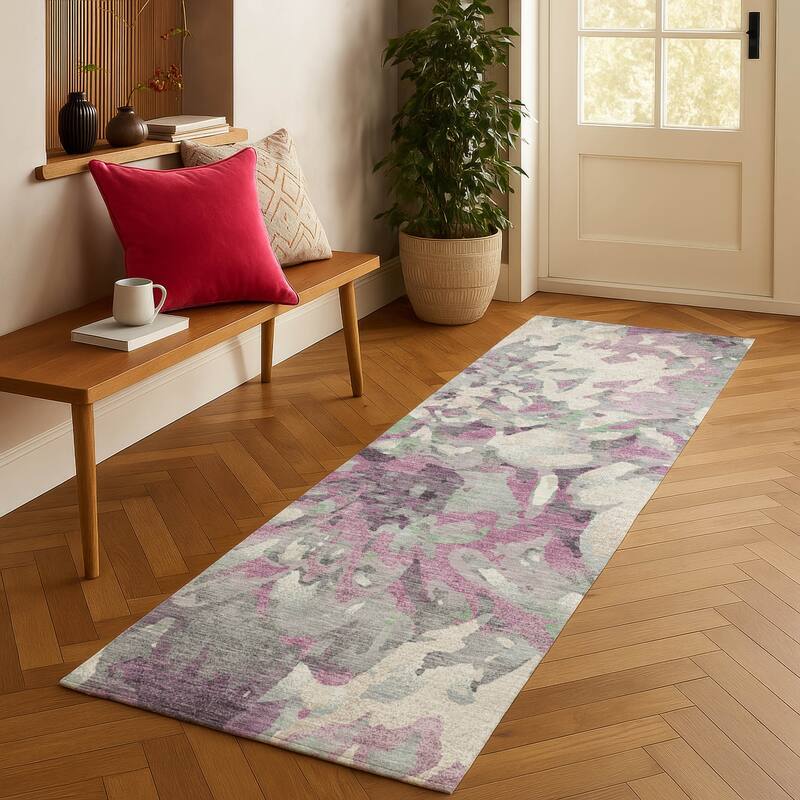 Machine Washable Indoor/ Outdoor Abstract Floral Chantille Rug
