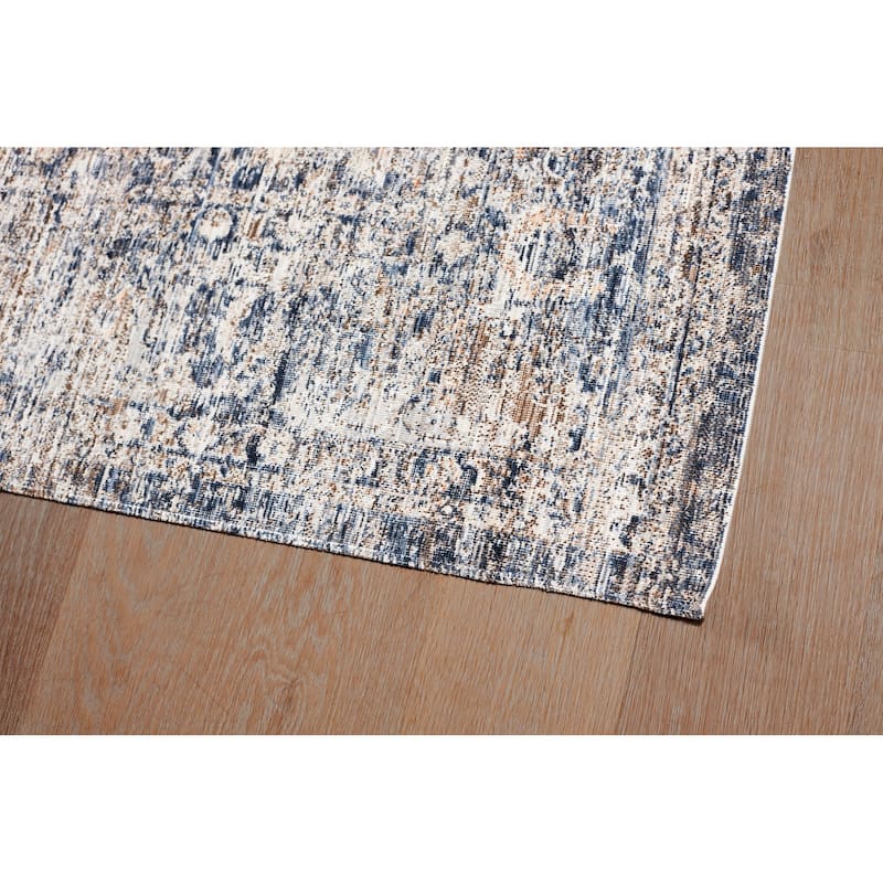 Terra by Obeetee Ava Distressed Arabesc Rug