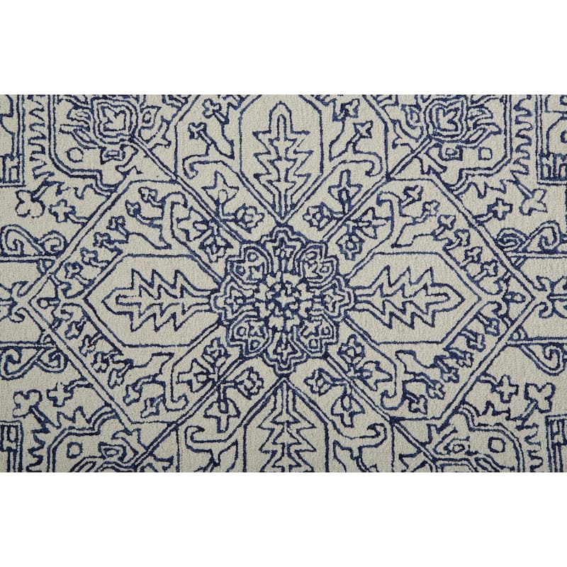 Grand Bazaar Natal Hand Tufted Medallion Transitional Area Rug
