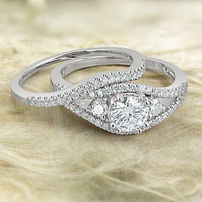 Auriya Platinum 1 1/2ctw 3-Stone Diamond Engagement Ring Set Certified