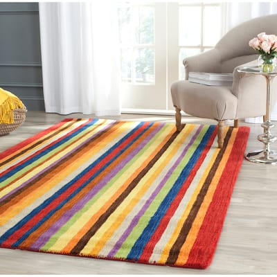 SAFAVIEH Handmade Himalaya Markita Modern Wool Rug