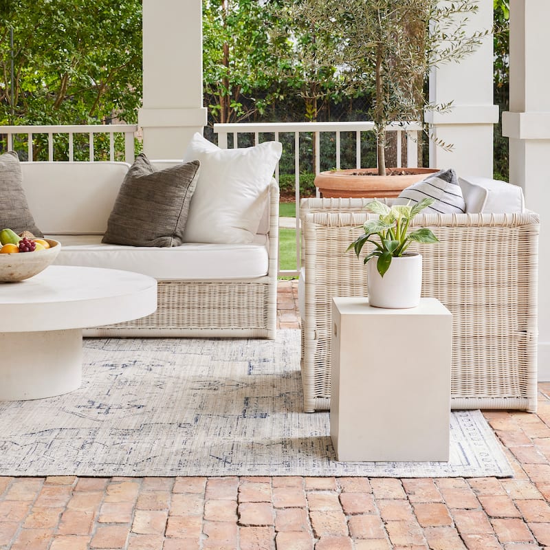 Nuloom Lolita Faded Machine Washable Indoor/Outdoor Area Rug