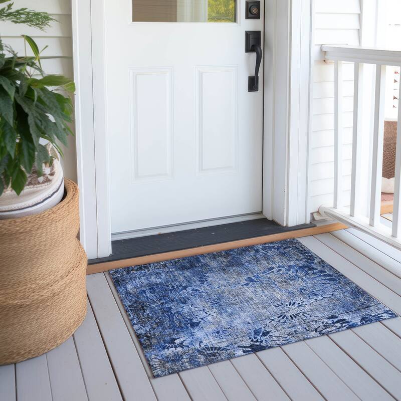 Machine Washable Indoor/ Outdoor Modern Floral Chantille Rug - Navy - 1'8" x 2'6"