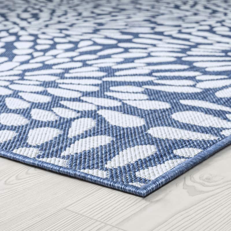 Exo Coastal Floral Indoor/Outdoor Area Rug
