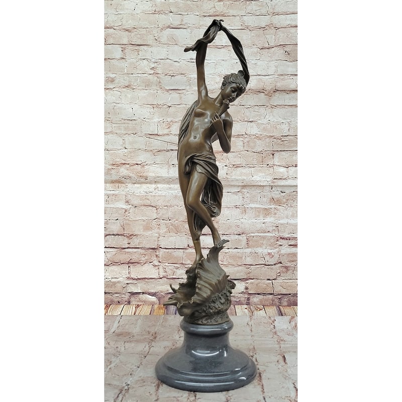 Z. Madri “Venus Emerging From A Conch Shell” – Clical Bronze Sculpture On Marble Base