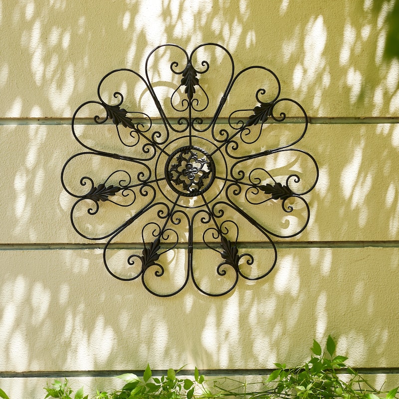 Glitzhome 23.75"D Traditional Iron Scroll Wall Décor