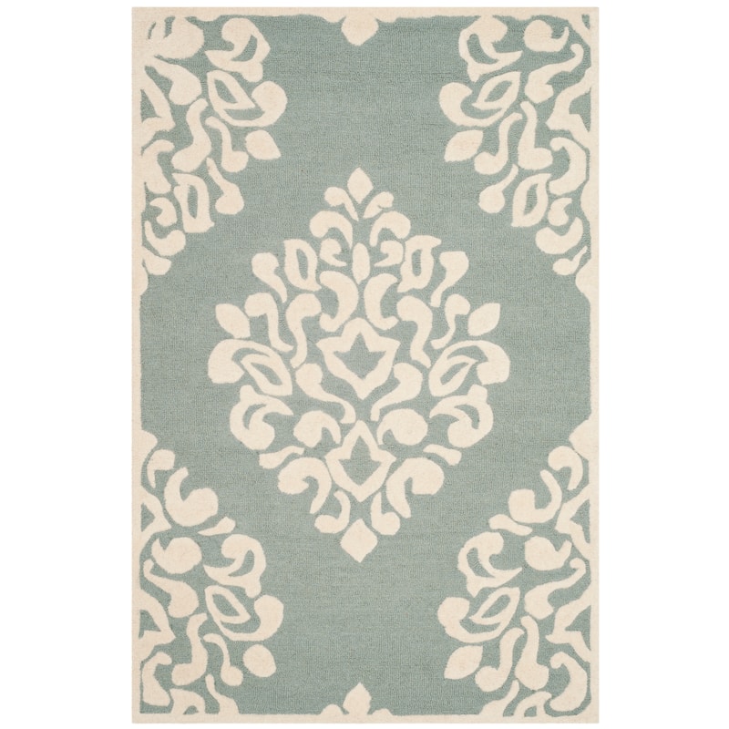 Martha Stewart by SAFAVIEH Floral Damask Wool Rug - 4' x 6' - Arrowroot