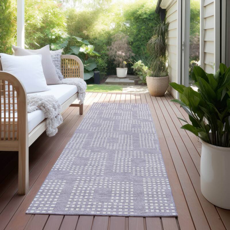 Machine Washable Indoor/ Outdoor Chantille Modern Houndstooth Rug - Lavender - 2'3" x 7'6"