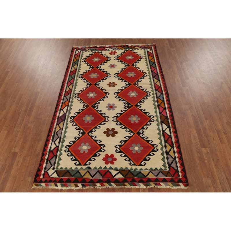 Hand-Woven Vegetable Dye Kilim Qashqai Persian Vintage Wool Carpet - 5'3"x 8'5"