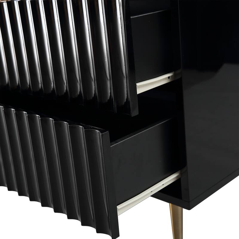 Wavy Pattern 3-Drawer Accent Dresser