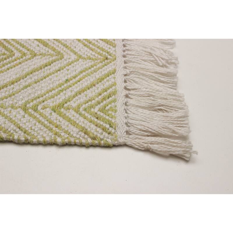 Sienna Green, White Rug 5'1" x 8'1" - 5'1 x 8'1