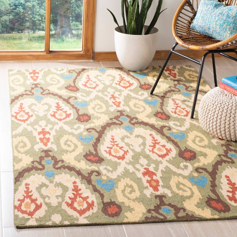 SAFAVIEH Hand-hooked Chelsea Vivi Country Oriental Wool Rug - 5'3" x 8'3" - Green/Multi