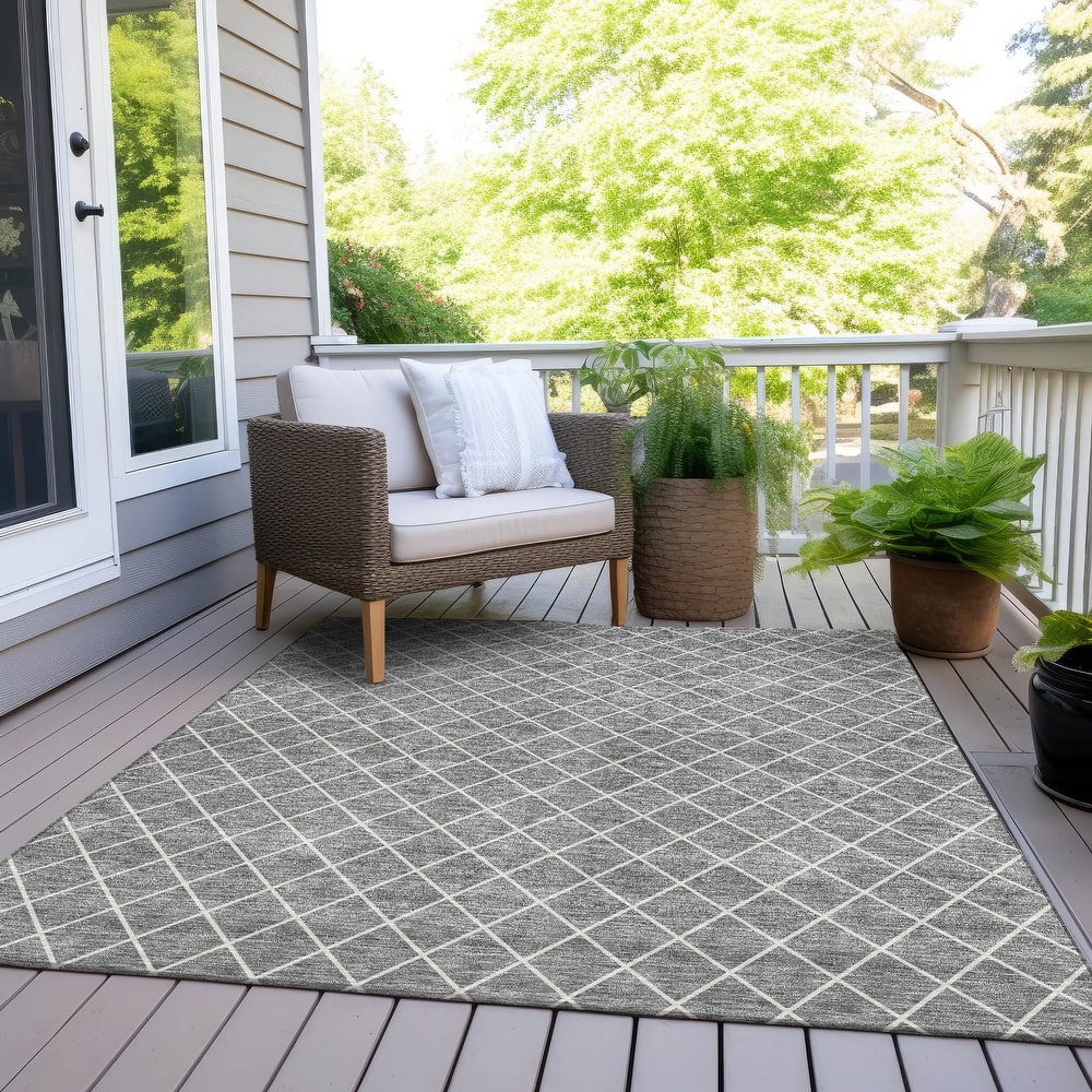 Machine Washable Indoor/ Outdoor Chantille Diamond Trellis Rug
