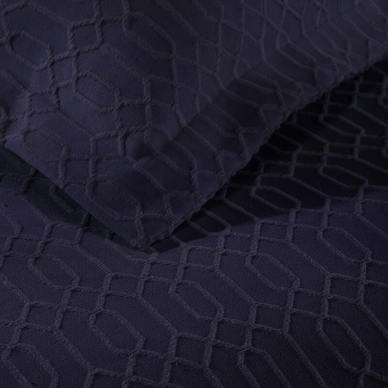 Superior Remi Jacquard Geometric Fringe Cotton Blend Bedspread Set