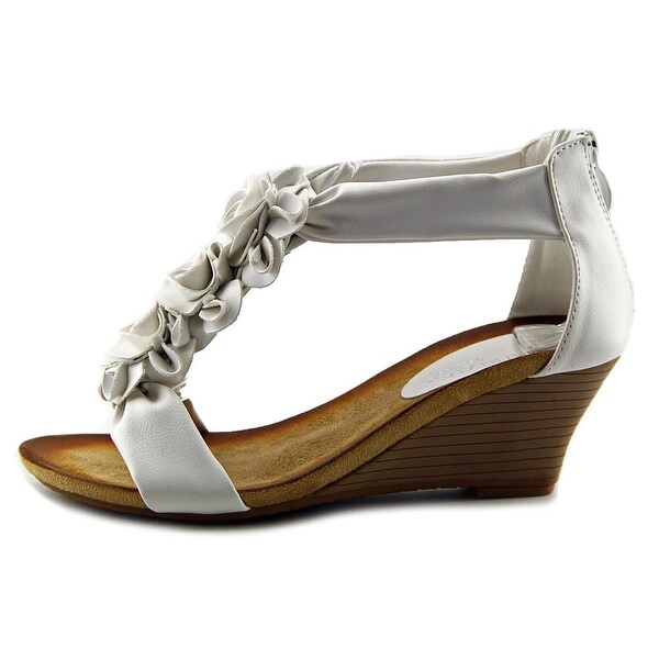 spring step white sandals