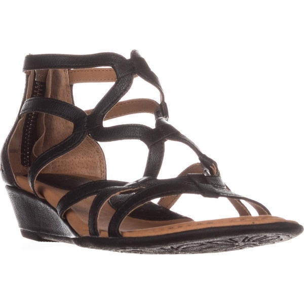born gladiator sandals