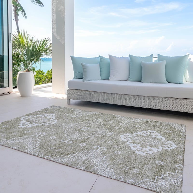 Machine Washable Indoor/ Outdoor Chantille Traditional Boho Rug - Taupe - 5' x 7'6"