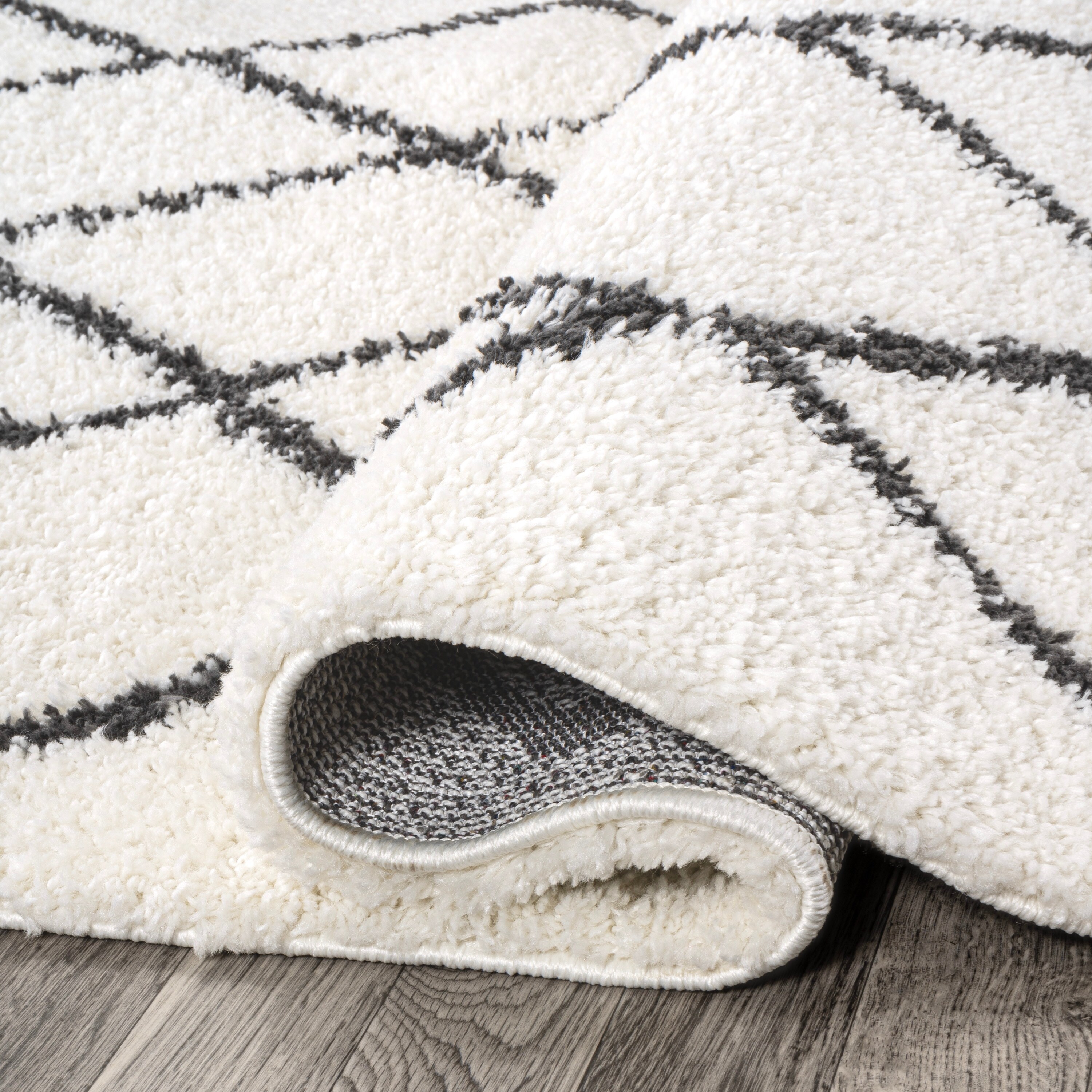 JONATHAN Y Pere Moroccan Style Diamond Shag Area Rug - On Sale