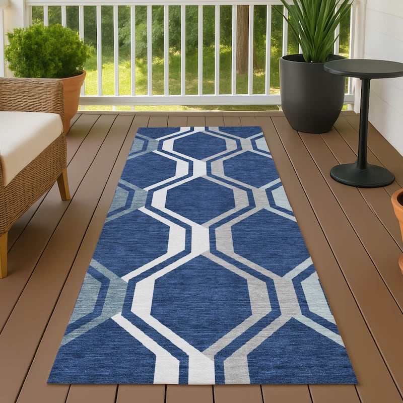Machine Washable Indoor/ Outdoor Contemporary Dimensions Chantille Rug - Navy - 2'3" x 7'6"