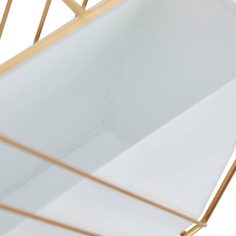 White Metal Indoor Outdoor Hanging Geometric Indoor Outdoor Wall Planter (Set of 2) - S/2 10", 9"H