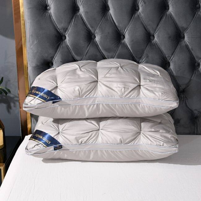 Set of 1/2 Pinch Pleat Pillows for Bed,Fluffy Down Alternative Pillow Soft Support Pillow for Side Sleeping
