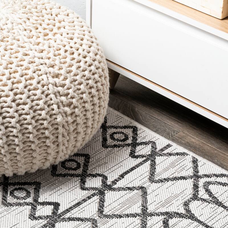 JONATHAN Y Nokat Tribal Bohemian Indoor/Outdoor Area Rug