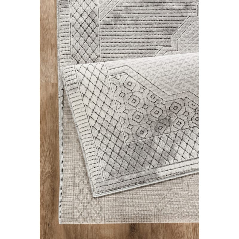 Gray 5 ft. 3 in. x 7 ft. 3 in.Luxury Area Rug, 0.43 Pile Height – Sophisticated Warmth for Any Room - 3'6"