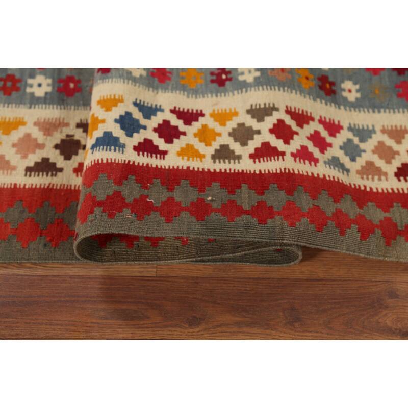 Kilim Qashqai Persian Vintage Rug Handmade Vegetable Dye Wool Carpet - 5'5"x 9'9"