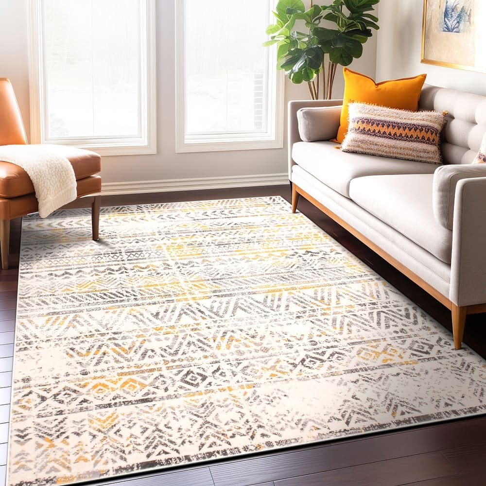 The Curated Nomad Midtown Geometric Distressed Bohemian Rug