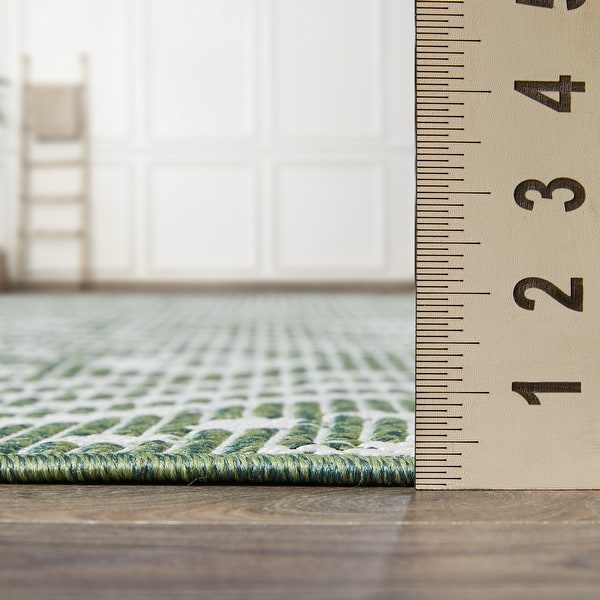 Loomaknoti Breyleigh Calitrah Green Polypropylene Area Rug 6'7" x 9'2