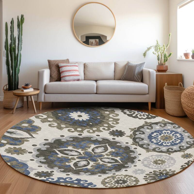 Machine Washable Indoor/ Outdoor Chantille Casual Medallion Rug