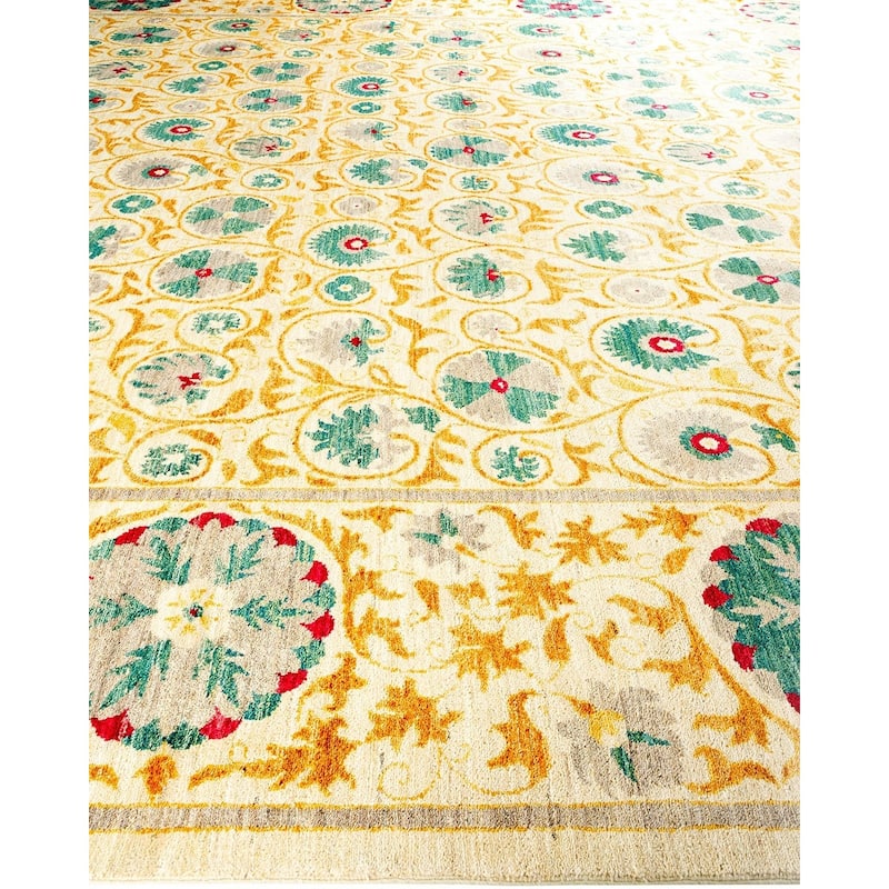 Overton Handknotted Wool Vintage Inspired Contemporary Suzani Ivory Area Rug - 18' 4" x 12' 3"