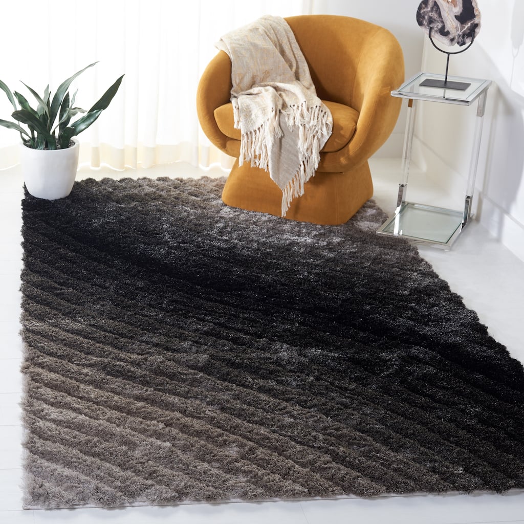 SAFAVIEH Handmade 3D Shag Heaven Rug