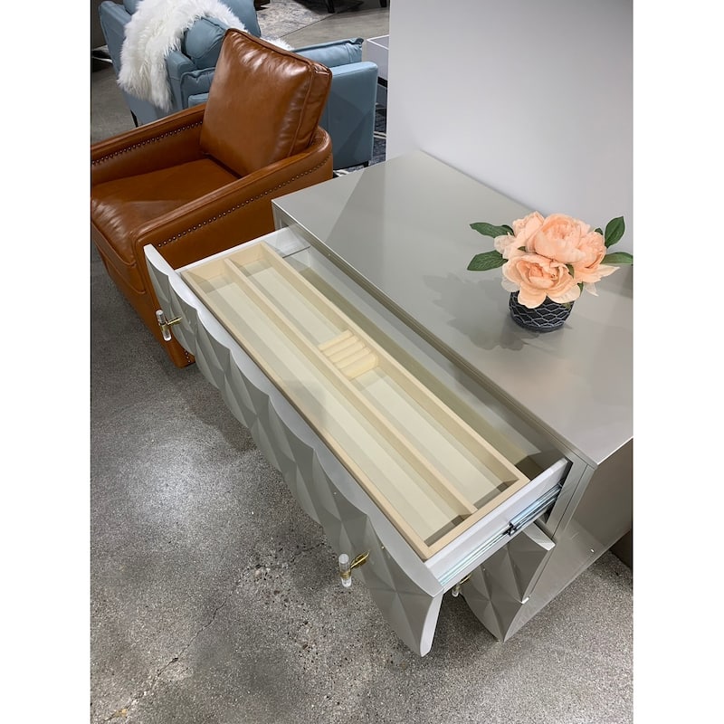 Charming Console Cabinet with Exquisite Design and Abundant Storage