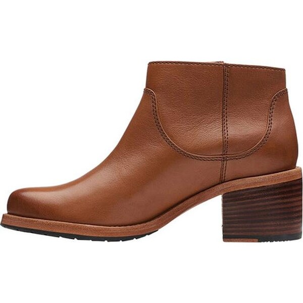clarks clarkdale dawn bootie