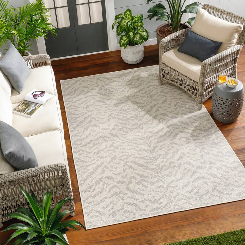 Livabliss Ravello Zebra Print Indoor/ Outdoor Area Rug - 6'7" x 9' - Grey/Ivory