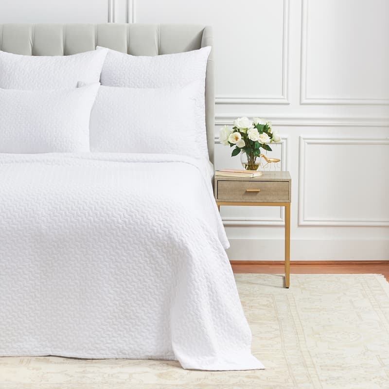 92" x 108" Vance Dove King Matelasse Geometric Chevron Pattern King Bedspread