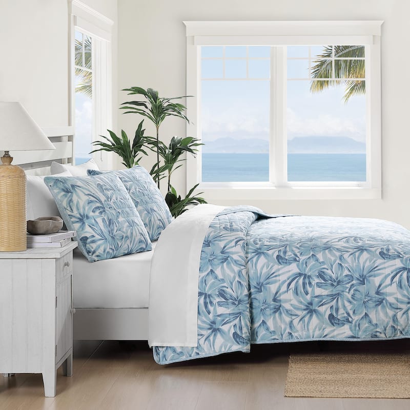 Tommy Bahama Aubrey Botanical Lightweight Reversible Cotton Quilt (Blue, 3 Piece Set)