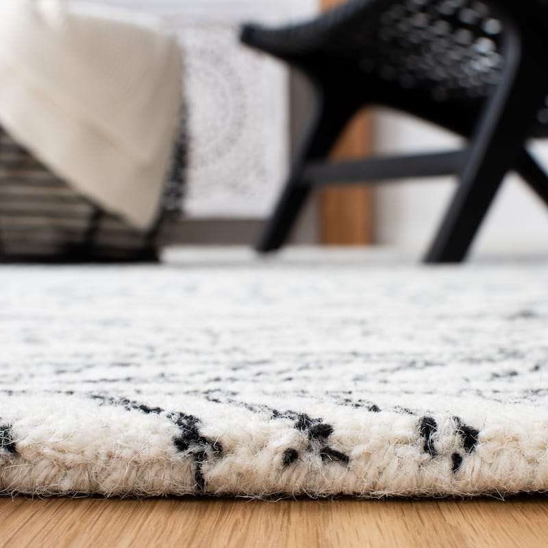 SAFAVIEH Handmade Aspen Friedburg Moroccan Boho Wool Rug