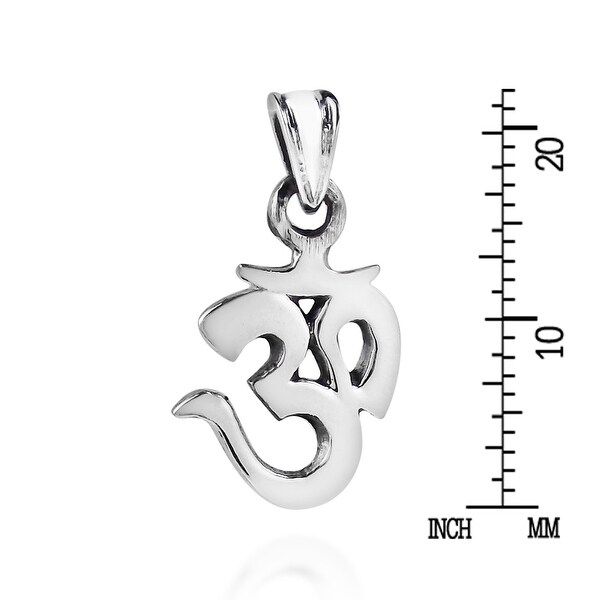 Handmade Petite Aum or Om Harmony Symbol .925 Lobster Claw Sterling Silver Pendant (Thailand)