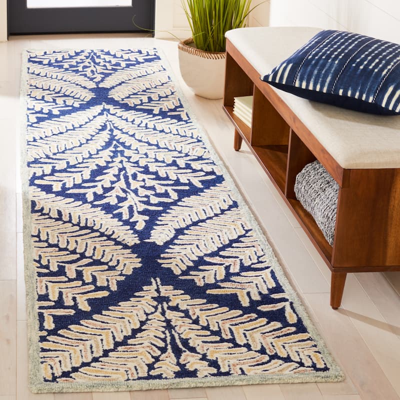 SAFAVIEH Handmade Capri Ilianka Wool Rug - 2'3" x 9' Runner - Navy/Ivory - Runner