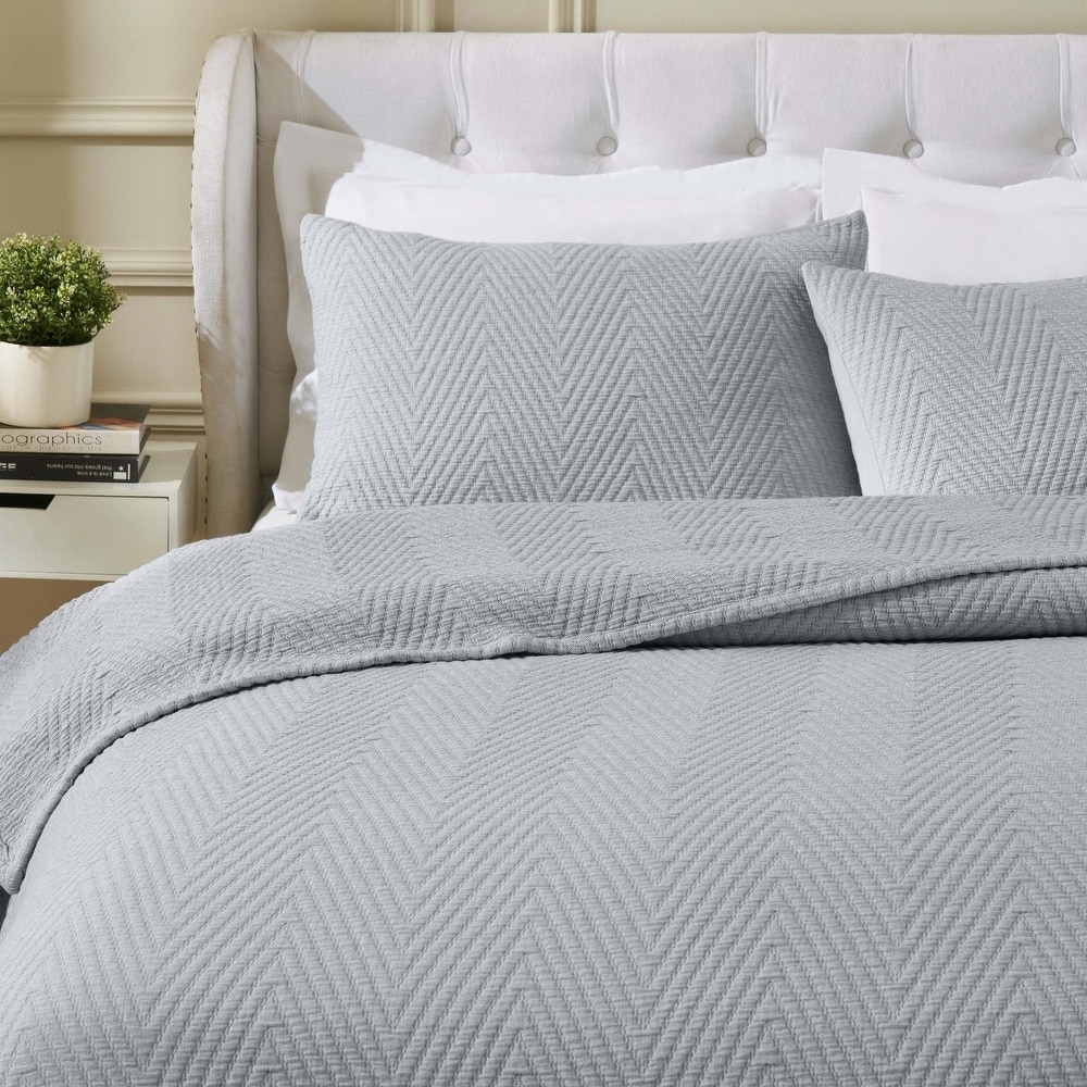Superior 100% Cotton Textured Coverlet Set Chevron Jacquard Quilt Bedding Medium Weight All-Season Bedspread with Matching Shams