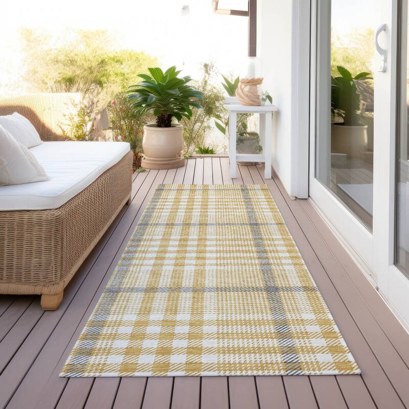 Machine Washable Indoor/ Outdoor Plaid Chantille Rug