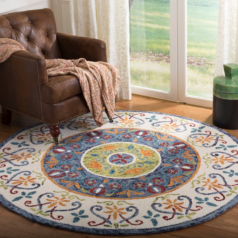 SAFAVIEH Handmade Novelty Lisbeth Ornate Wool Rug