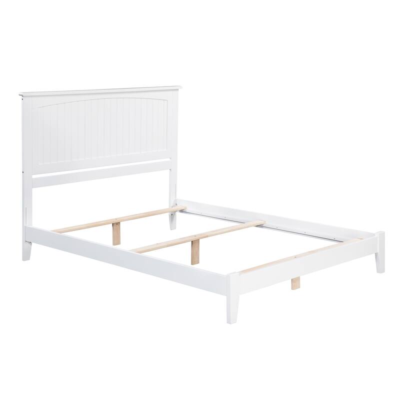 Traditional Bed Frame with Open Footboard - HomeStock Elegant Design