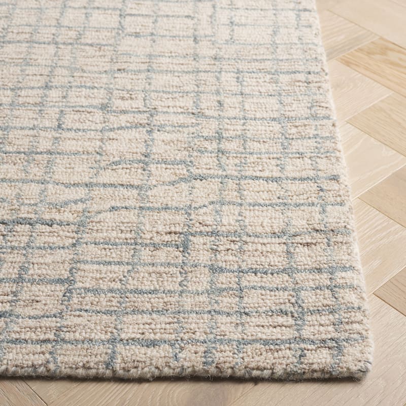 SAFAVIEH Handmade Abstract Helgrid Modern & Contemporary Wool Rug